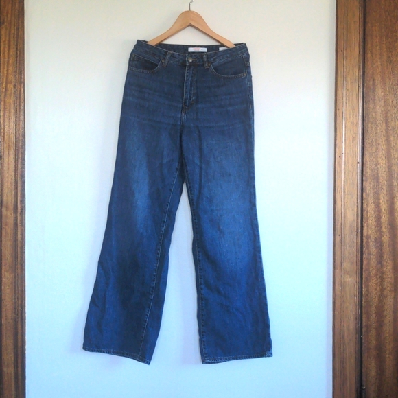 Wide legged denim jeans (US size 6) - Picture 2 of 3